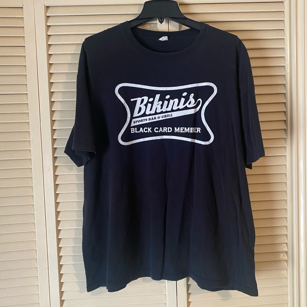 Classic black Bikini’s bar t shirt